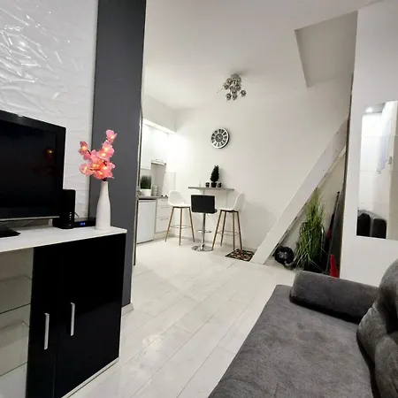 Apartamento Chic In The Party District Budapest